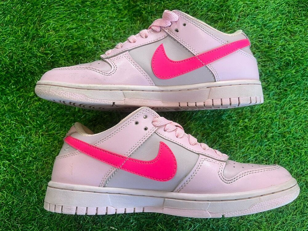 Nike Dunk Low Triple Pink Sports Sneaker DH9765-600 Size 8 Women’s  EUC